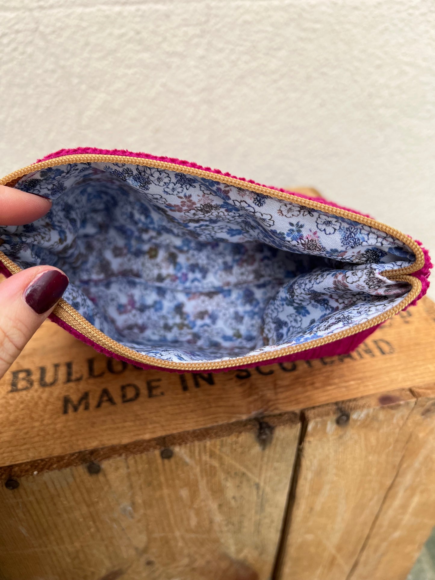 Stash all pouch * razzle- gold zipper